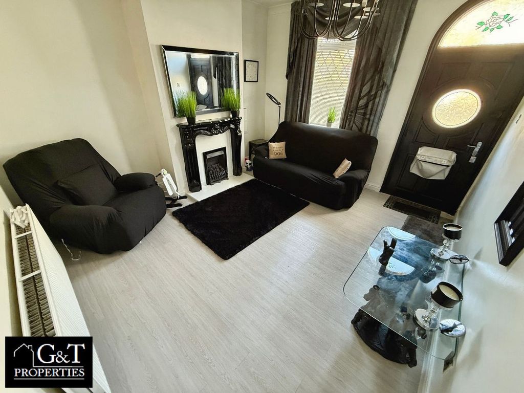 Property photo 2 of 24