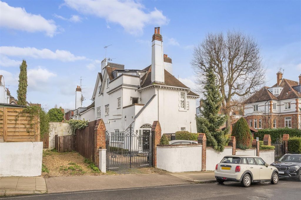 Property photo 2 of 14