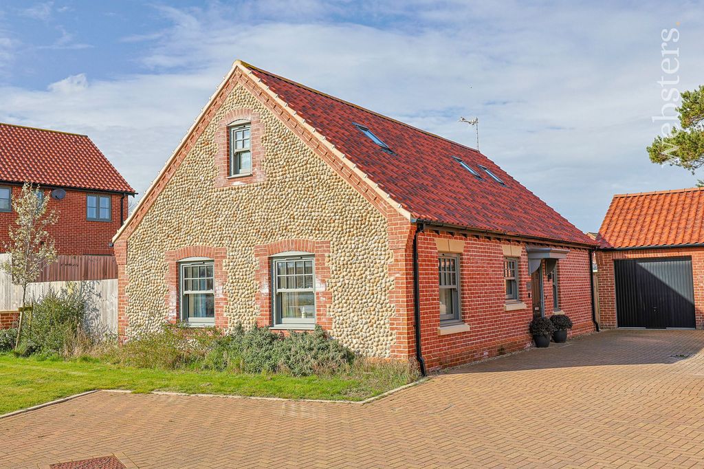 Property photo 1 of 30