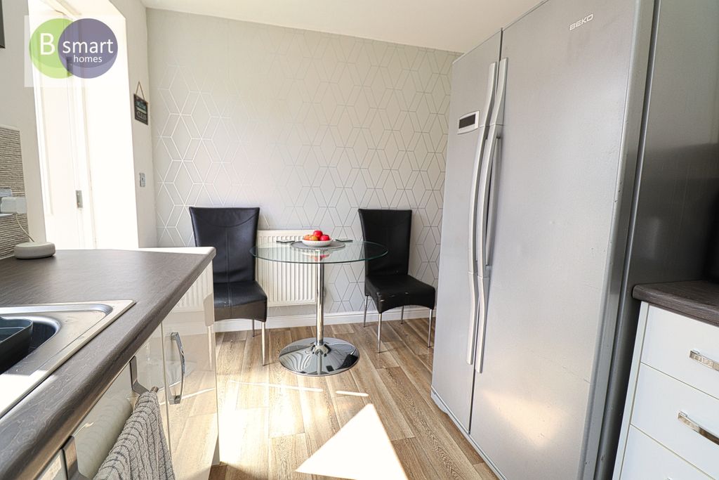 Property photo 3 of 11 Img_0022