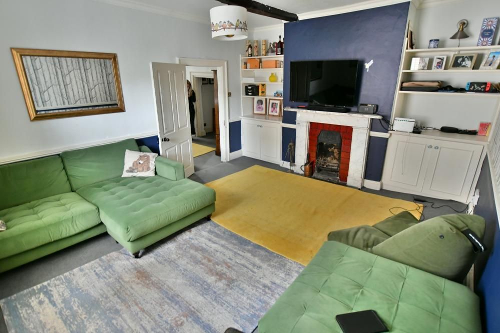 Property photo 3 of 14 Agents Notes