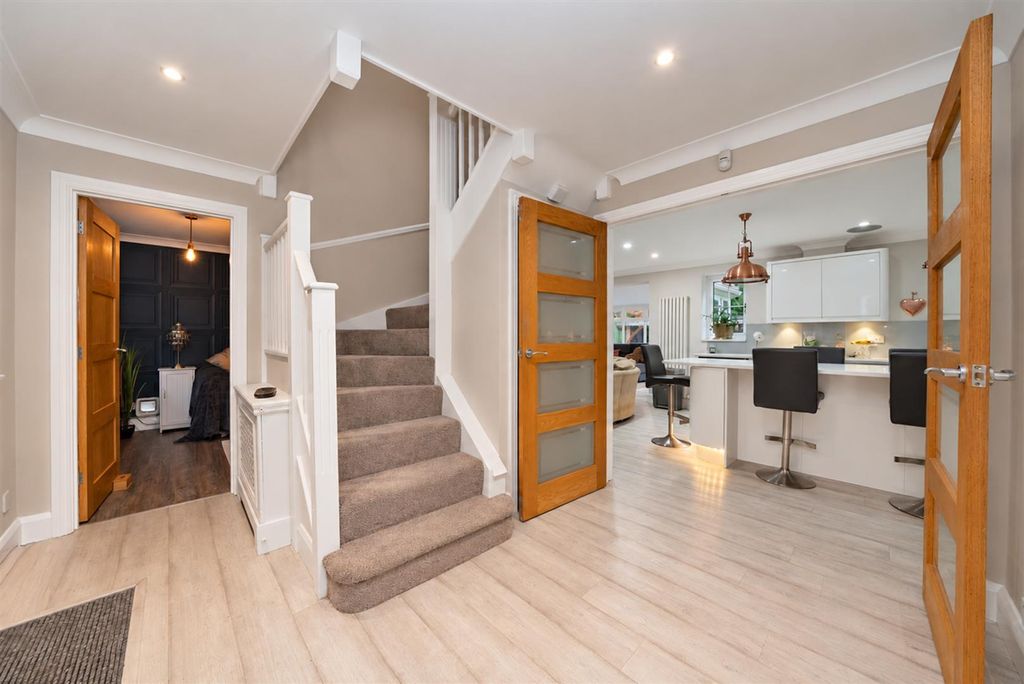 Property photo 2 of 22 11-Betjeman-Way-6298.Jpg