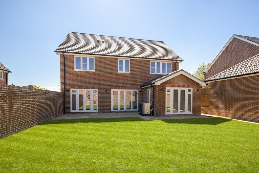 Property photo 2 of 15 5 Bedroom Houses For Sale Newbury