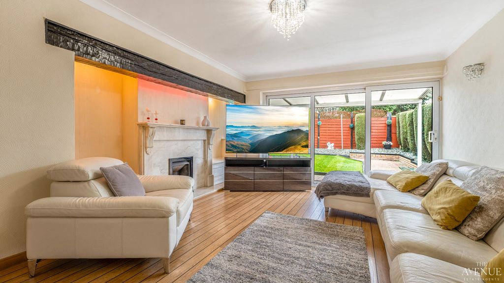 Property photo 2 of 25 4768585