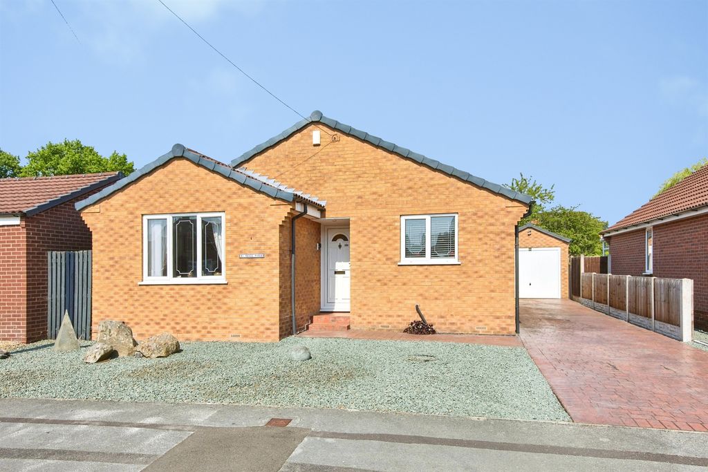 Property photo 2 of 29