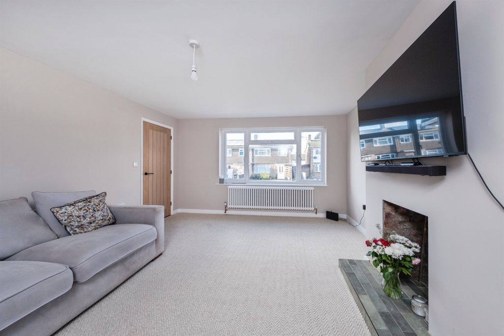 Property photo 3 of 21