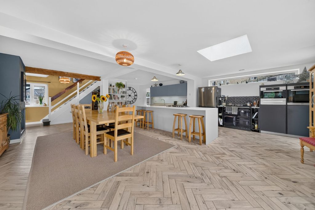 Property photo 2 of 22 Living/Kitchen/Diner