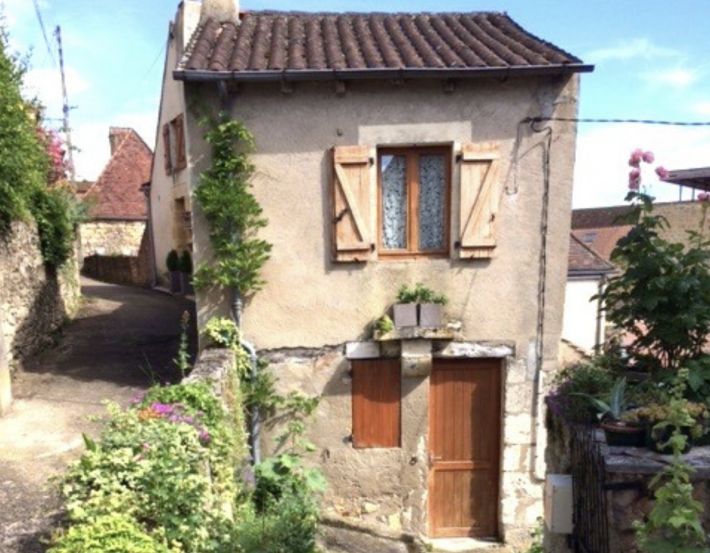 Property photo 1 of 3