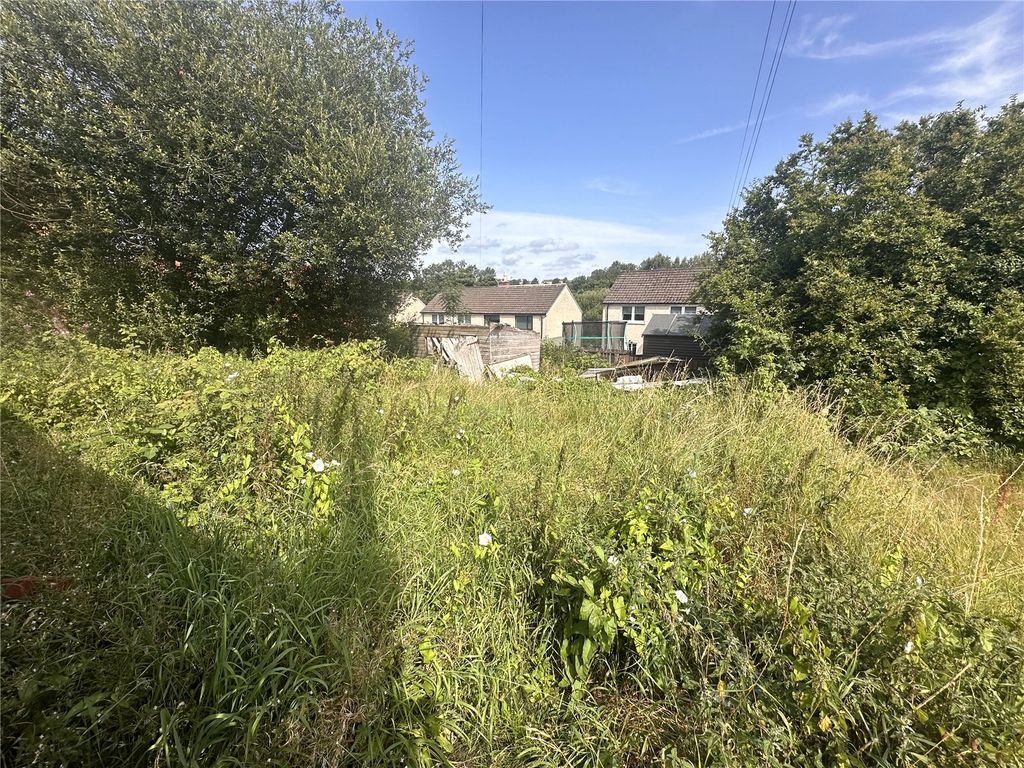 Property photo 3 of 3 Picture No. 03