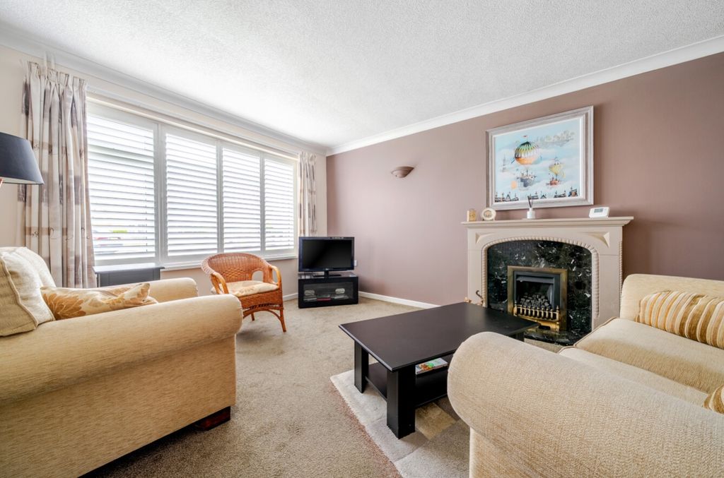 Property photo 2 of 20 1365460-8-68E7c5F2F2956