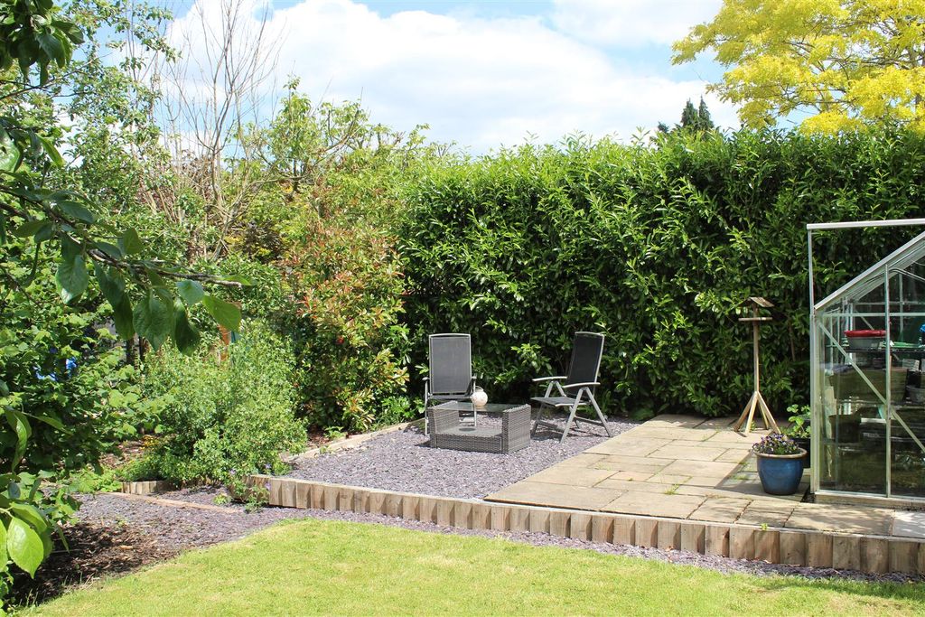 Property photo 2 of 20 Garden 3.Jpg