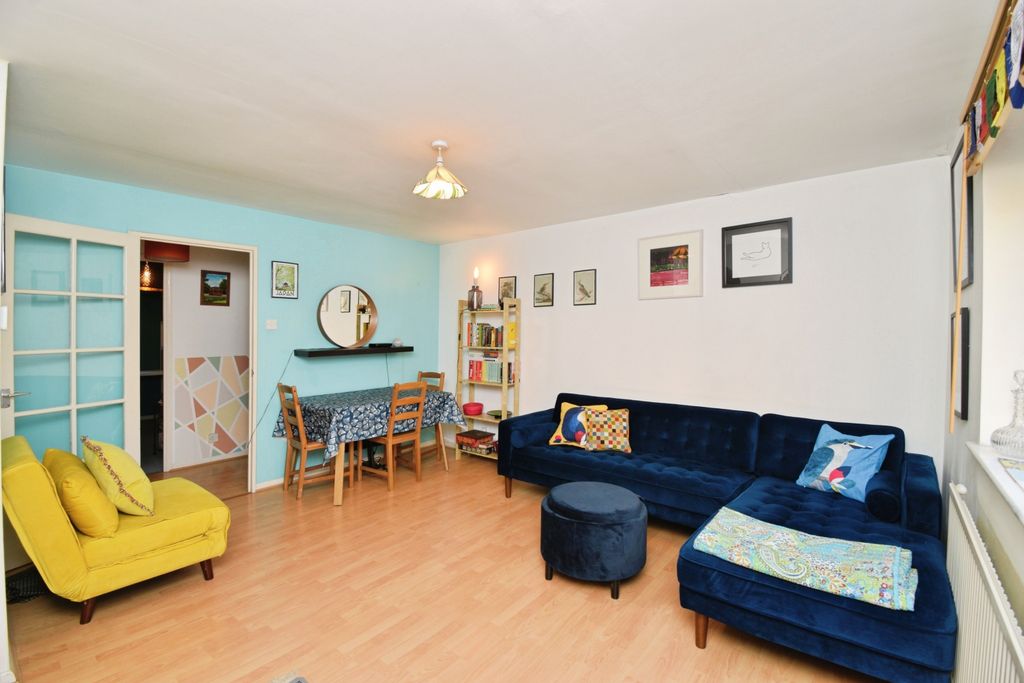Property photo 1 of 16 Living / Dining Room