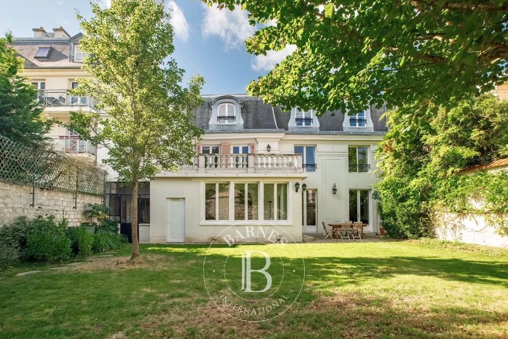 Property photo 1 of 29