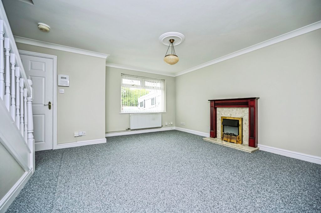 Property photo 2 of 14 Photo