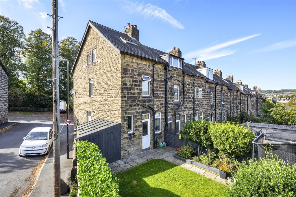 Property photo 1 of 20 South Parade