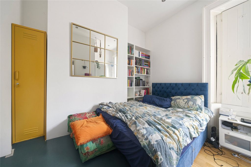 Property photo 3 of 4 Bedroom