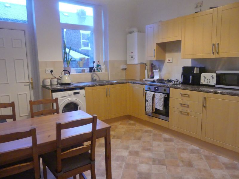 Property photo 2 of 7 Photo 1