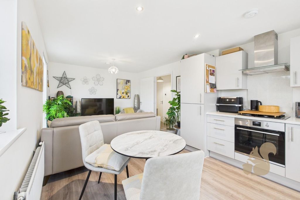 Property photo 2 of 17 Cam01254G0-Pr0357-Still013.Jpg