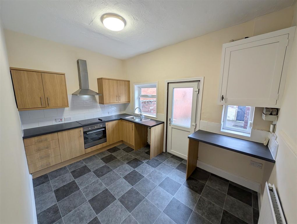 Property photo 1 of 9 Kitchen/Diner