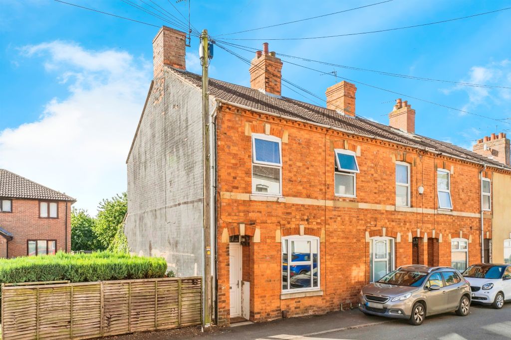 Property photo 1 of 17