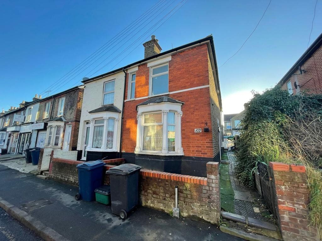 Property photo 1 of 6