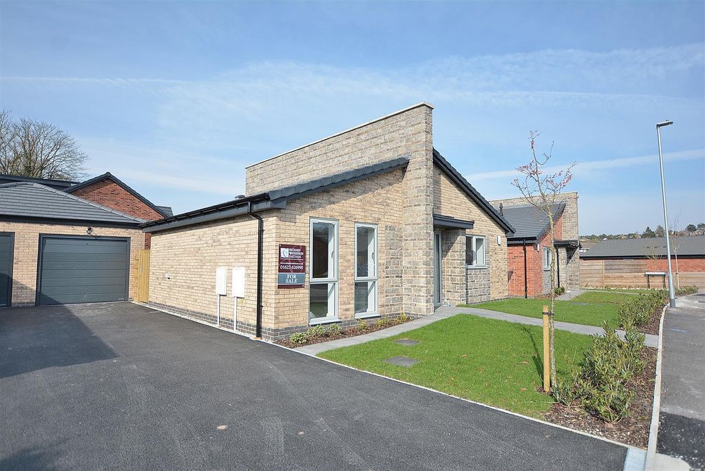 Property photo 2 of 7 Dsc_3183.Jpg