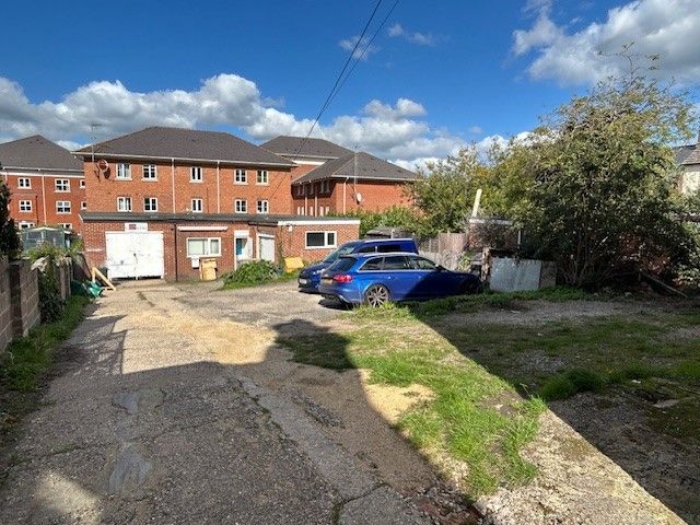 Property photo 2 of 5 Photo 2