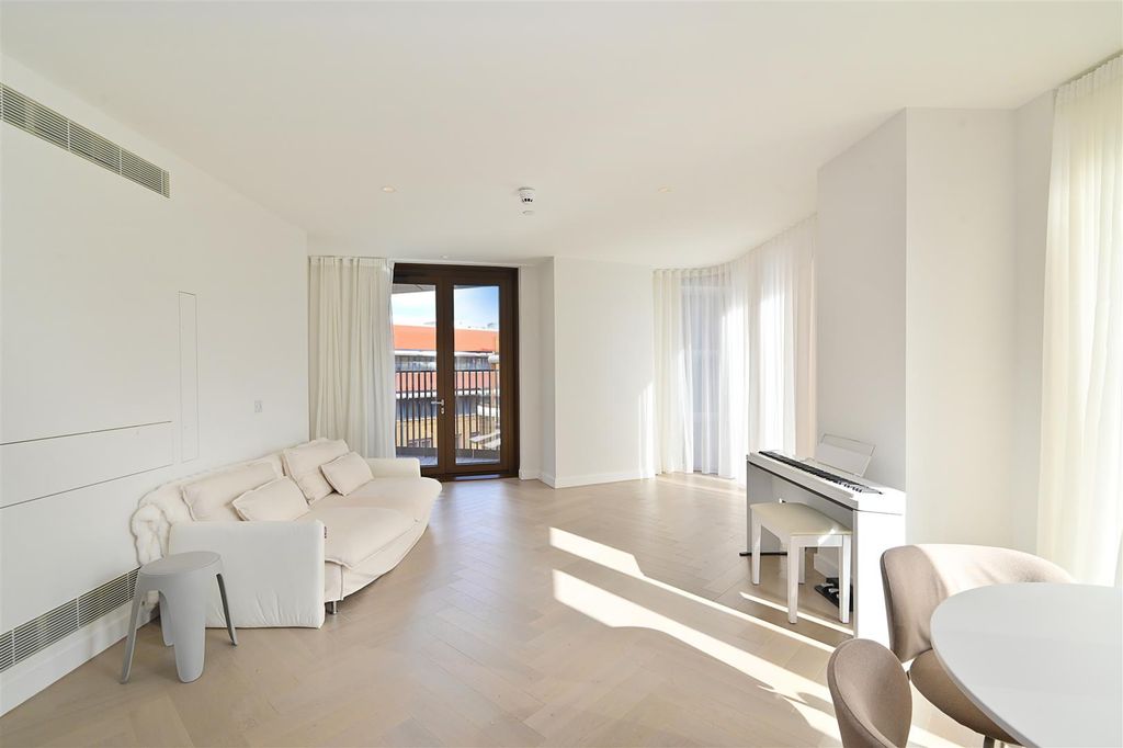 Property photo 1 of 26 601-Tryptich (5).Jpg