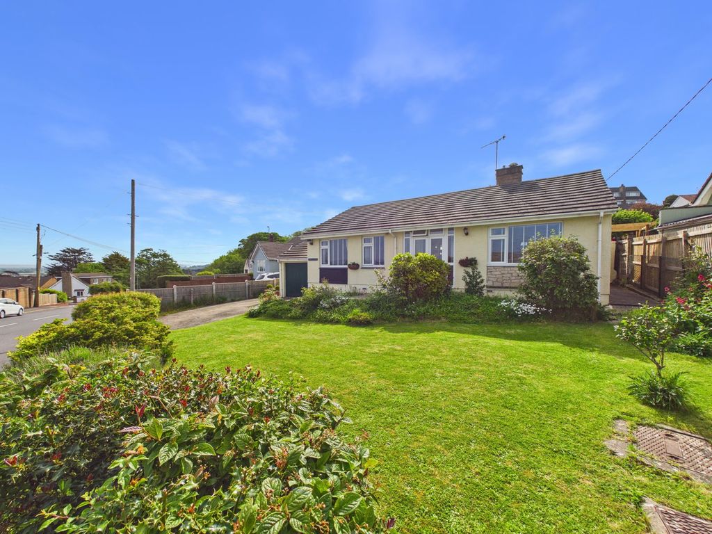 Property photo 1 of 28