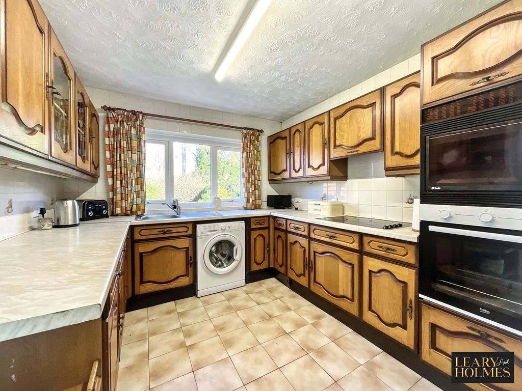 Property photo 3 of 20