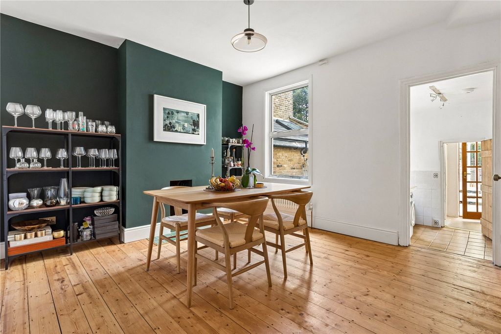 Property photo 2 of 10 Picture No. 04
