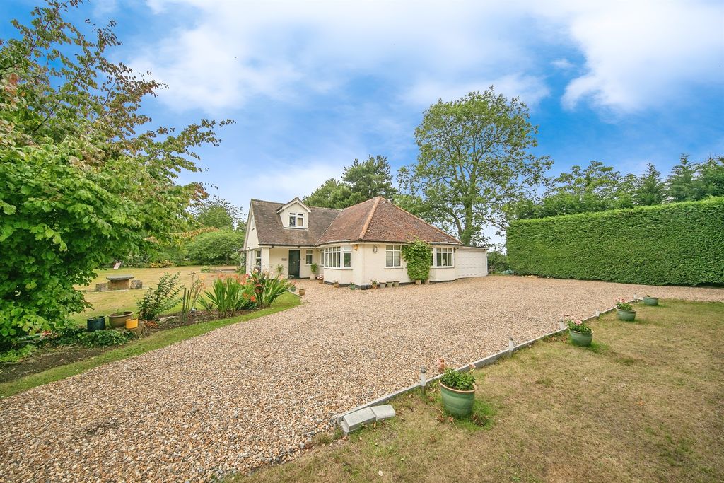 Property photo 1 of 23