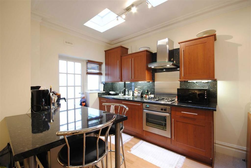 Property photo 3 of 5
