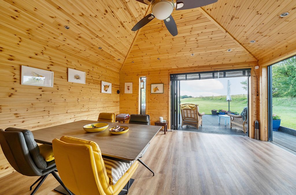 Property photo 3 of 15 1154714      (14)...
