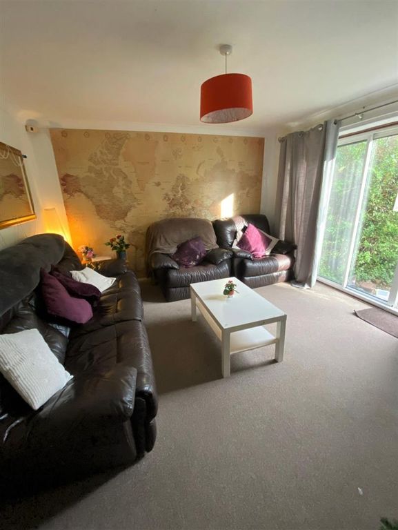 Property photo 3 of 4