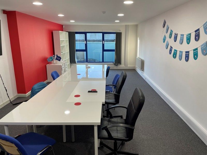 Property photo 3 of 5 Photo 4