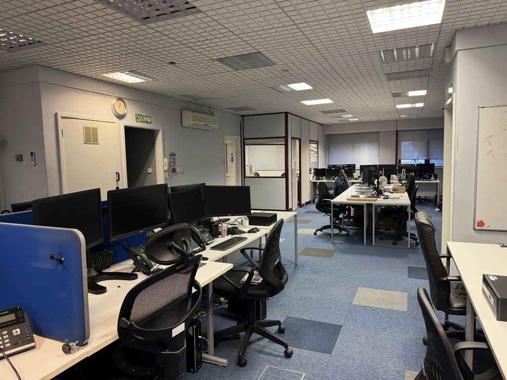 Property photo 2 of 12 Img_4861.Jpg