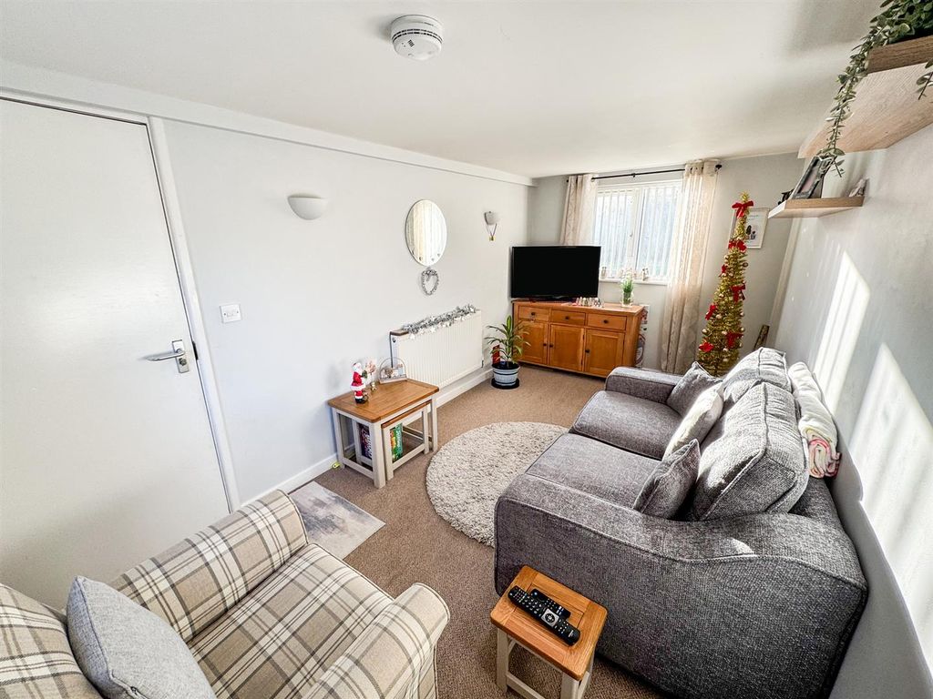 Property photo 3 of 33 Img_9960.Jpg