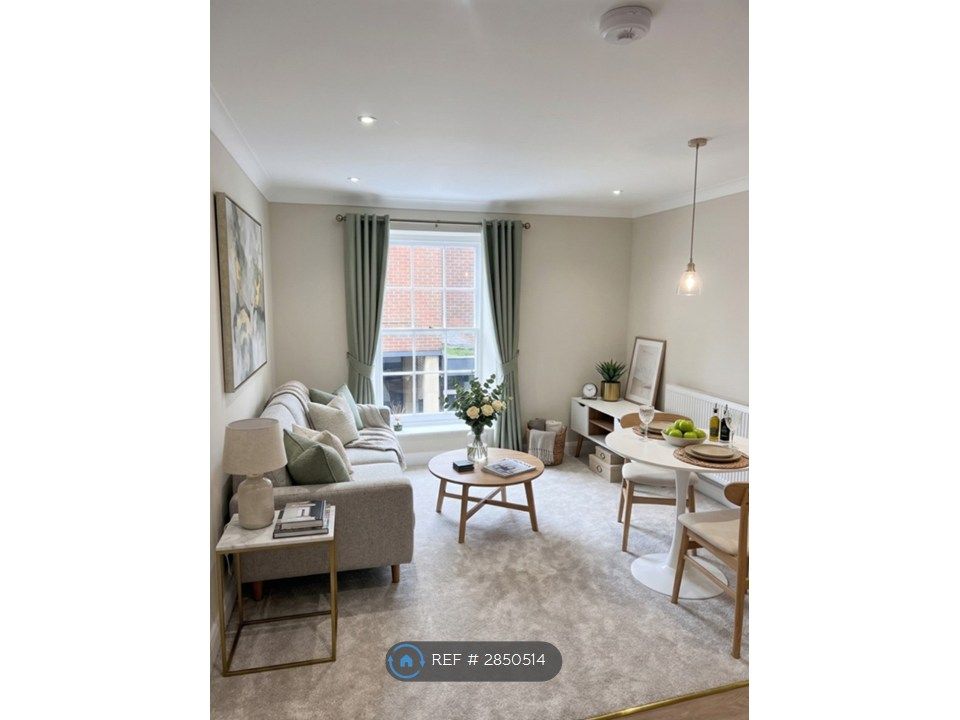 Property photo 1 of 6 Lounge