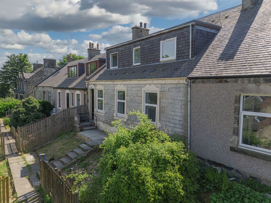 Property photo 1 of 37
