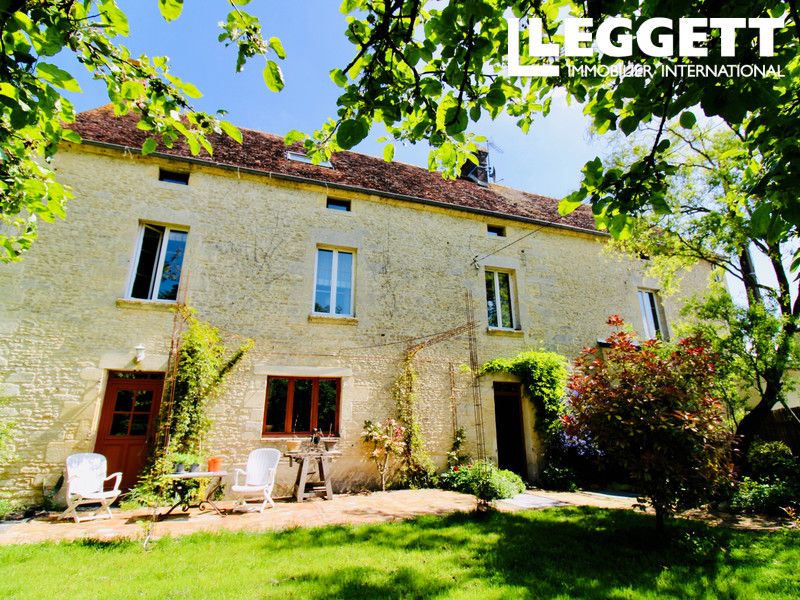 Property photo 1 of 10