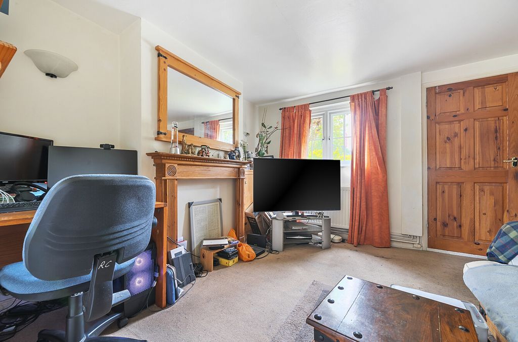Property photo 3 of 15 1302952-7-683Ed1B...