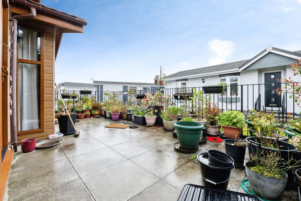 Additional image 15 of 2 bed mobile/park home for saleGairneybridge, Kinross KY13