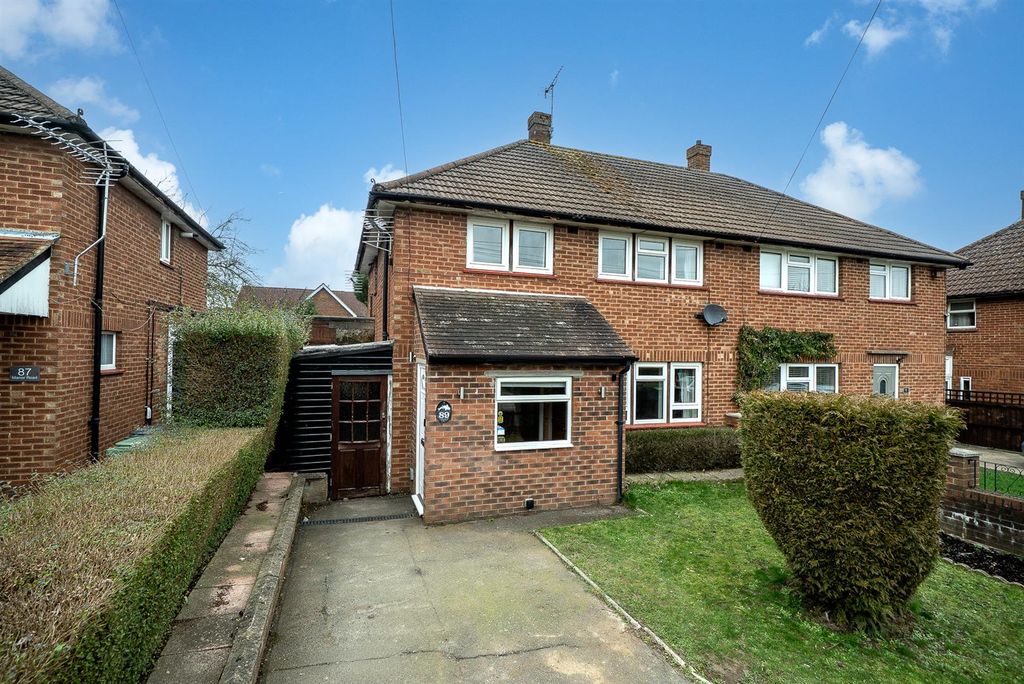 Property photo 1 of 21 Front