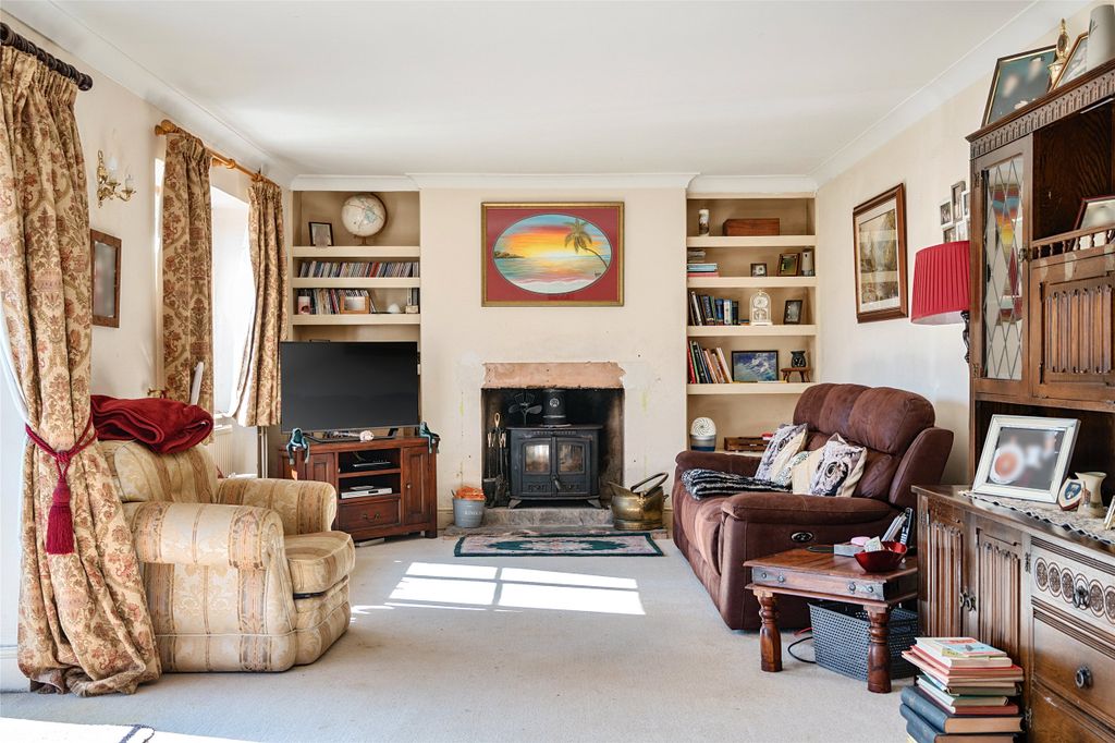 Property photo 3 of 23 Picture No. 05