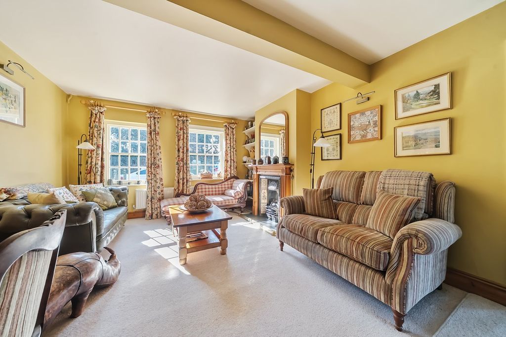 Property photo 2 of 19