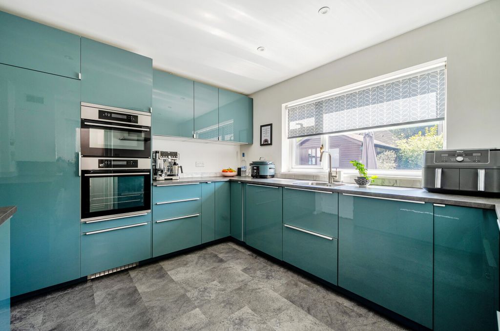 Property photo 2 of 35 1449500-27-69F490...