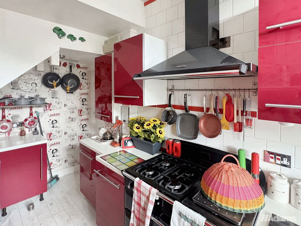 Property photo 3 of 26