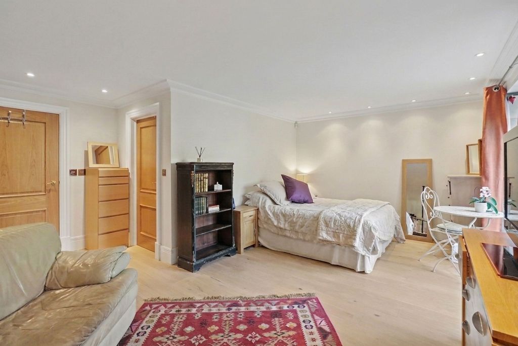 Additional image 24 of 5 bed semi-detached house for salePalace Road, East Molesey KT8