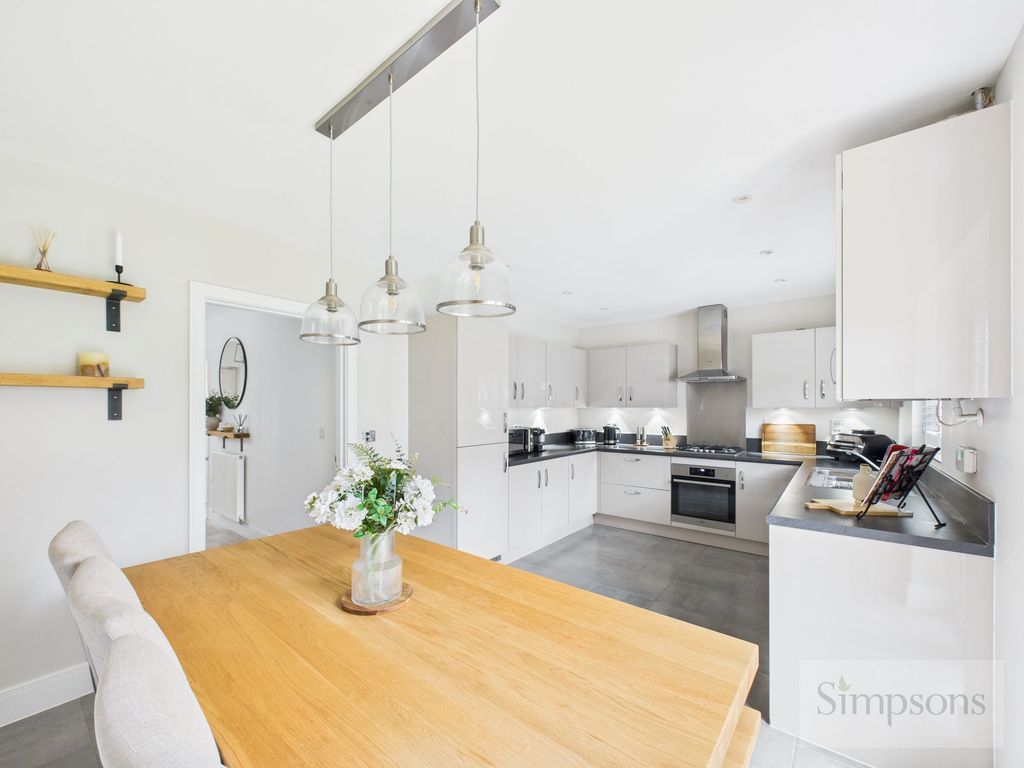 Property photo 2 of 29